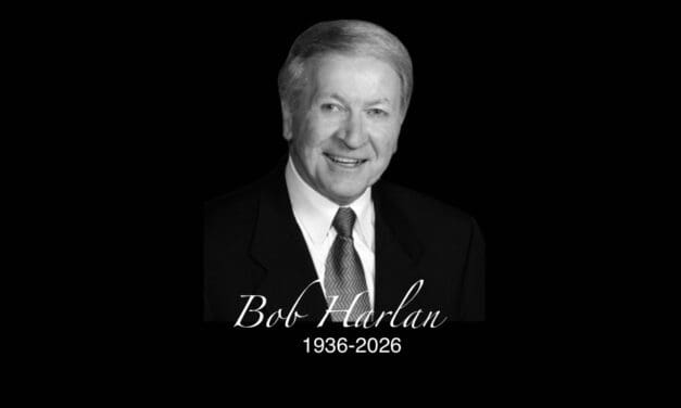 Wisconsin mourns the death of Packers legend Bob Harlan